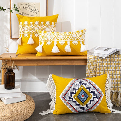 5 Of The Most Stunning Cushions, Designed For An Unforgettable Home