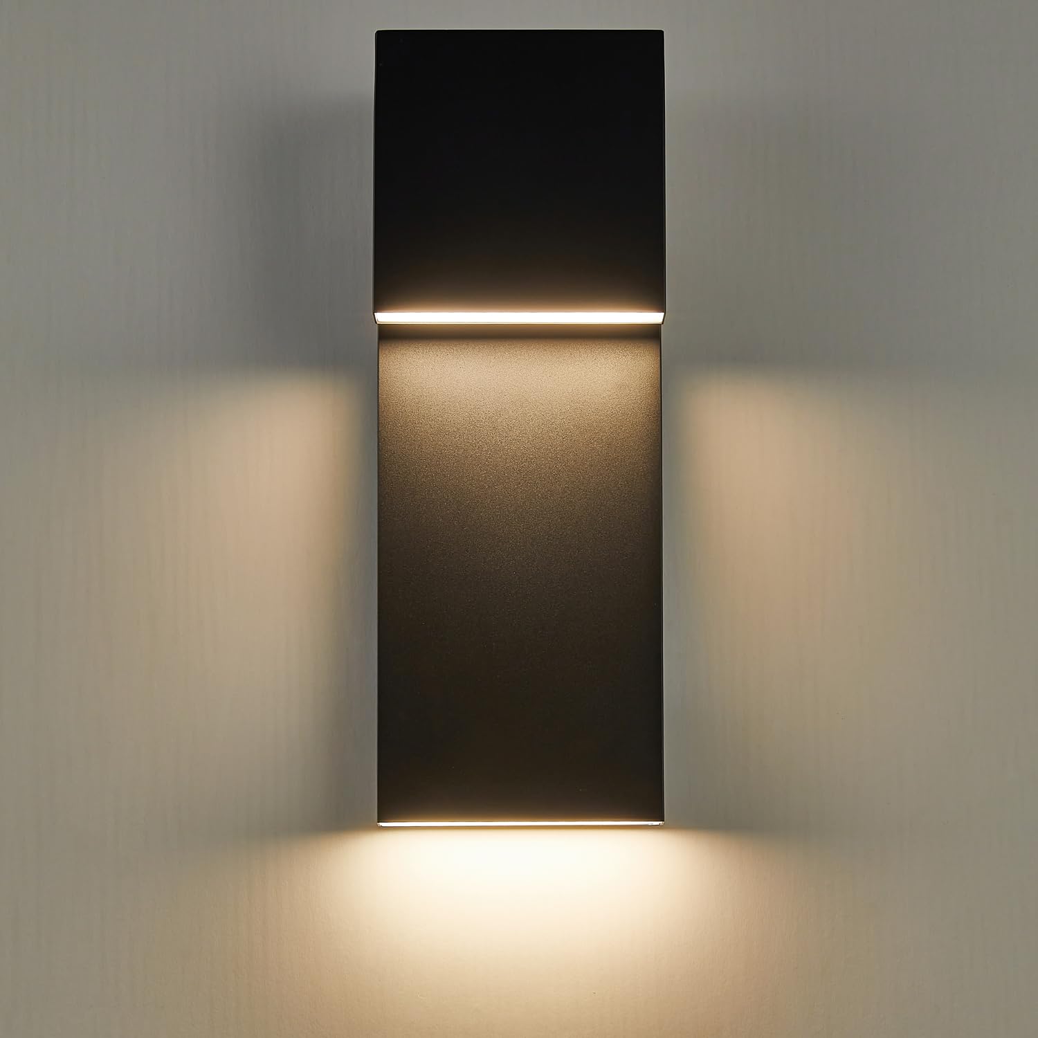 Modern LED Outdoor Wall Sconce 2-Light 17W Integrated LED Outdoor Wall Mount,Anti Rust Textured Black Suit for Wet Locations and Easily Installed in Any Direction.Bulb Included.