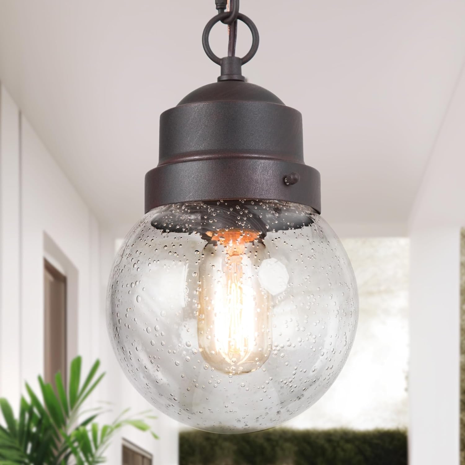 Outdoor Pendant Light Fixture, Farmhouse Exterior Globe Anti-Rust Hanging Lights with Adjustable Chain, Bronze Ceiling Outdoor Lantern Light with Seeded Glass for Front Door, Entry, Porch, and Gazebo