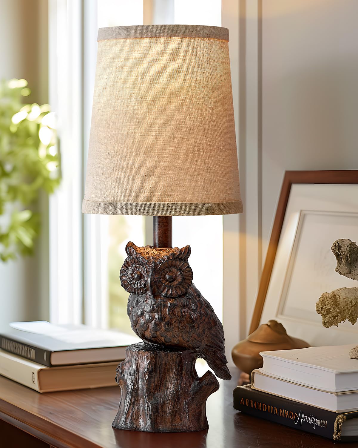 Small Table Lamp for Living Room Farmhouse Bedside Resin Single Lamp with Brown Owl Lamp Shape for Bedroom Retro Rustic Nightstand Lamp