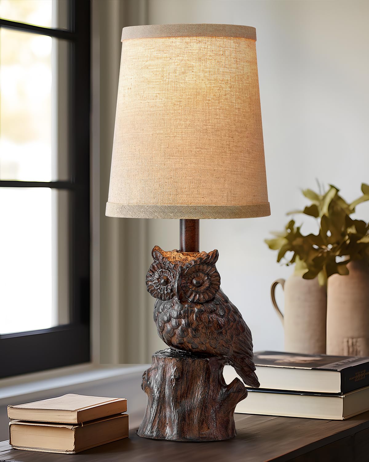 Small Table Lamp for Living Room Farmhouse Bedside Resin Single Lamp with Brown Owl Lamp Shape for Bedroom Retro Rustic Nightstand Lamp