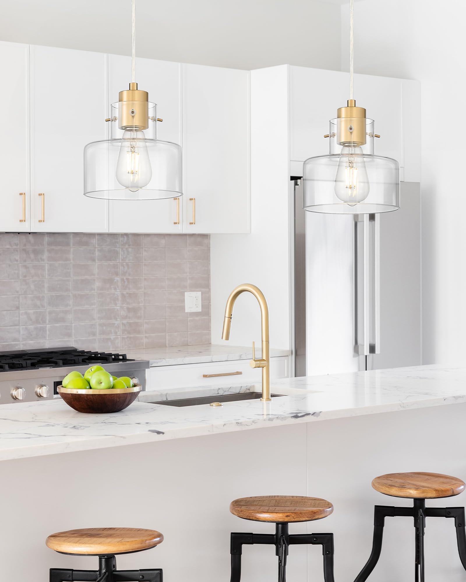 2 Pack Pendant Lights Kitchen Island, 6" Brushed Gold Pendant Light Fixtures Over Island with Clear Glass Shade, Modern Brass Kitchen Island Lighting for Dining Room Entryway, PL124-BG-2PK