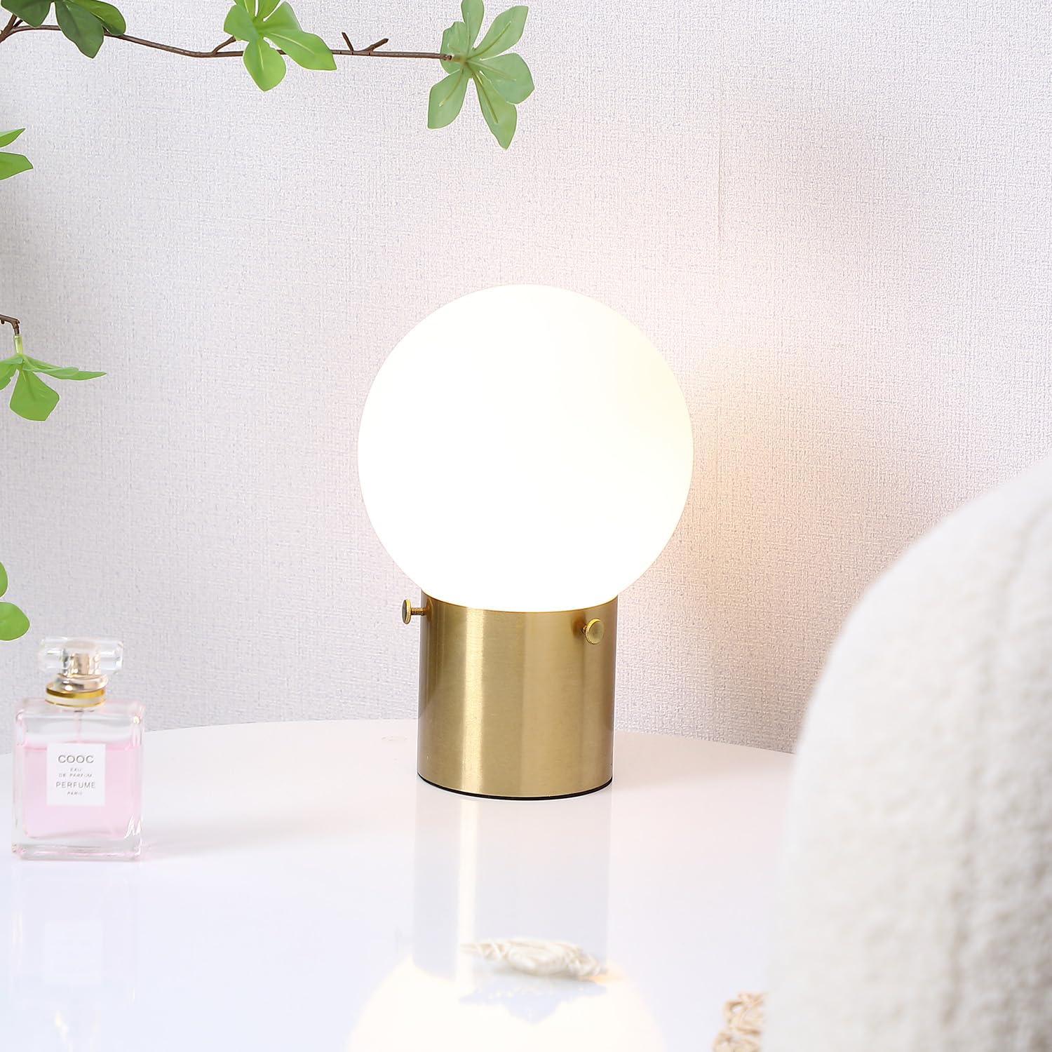 Gold Table Lamp for Nightstand with Frosted Glass Globe Lamp Shade, Mid Century Modern Bedside Lamp with Gold Metal Base, Small Nightstand Lamp Side Table Lamp for Bedroom Living Room Entryway