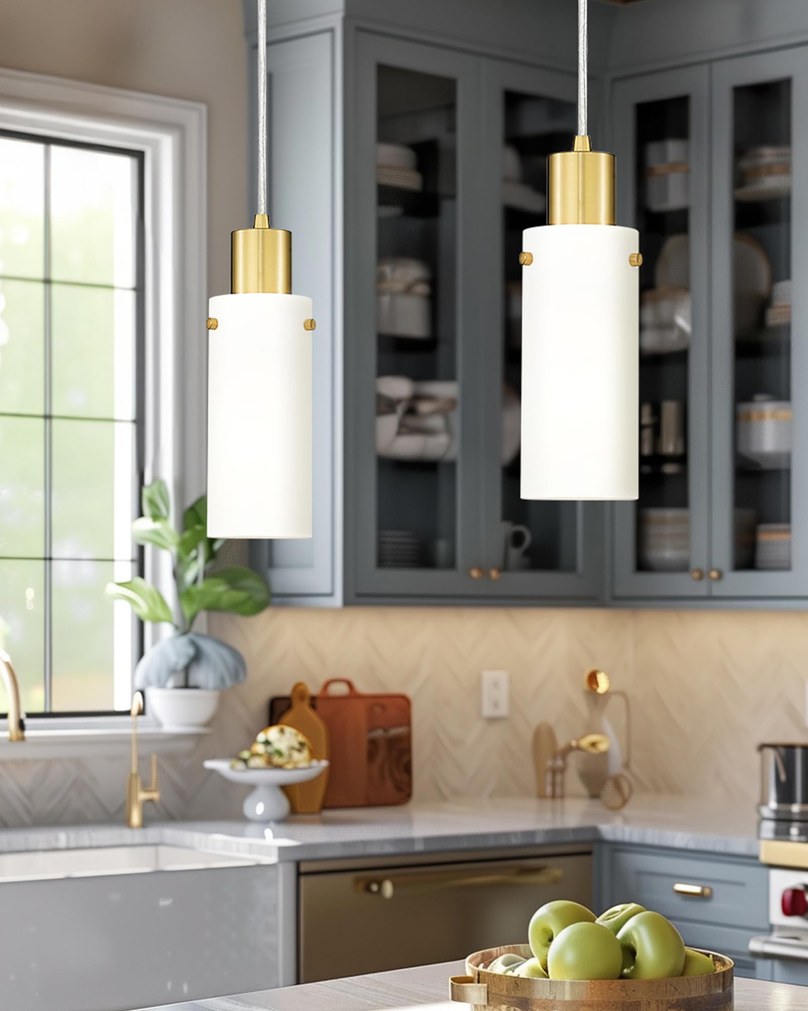 Emak Gold Pendant Light Fixtures, 3-Light Pendant Lights with Clear Glass Shade, Modern Farmhouse Hanging Lights for Kitchen Island, Dining Room, Bathroom, Bedroom, PL120-GD-CL