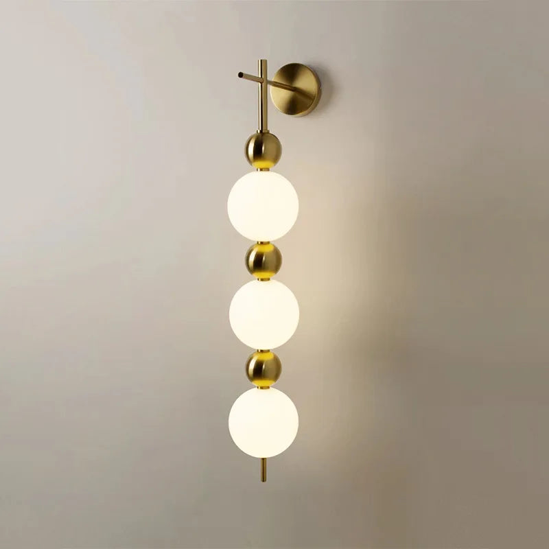 Modern Creative White Acrylic Ball LED Wall Lamp Living Room Corridor Bedroom Bedside Metal Ball Light Home Decoration Lighting