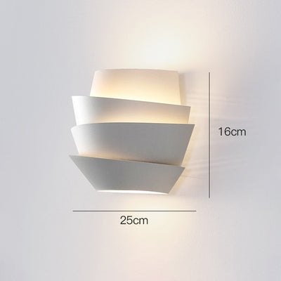 Crise Wall Light | White Metal Bedside Wall Lamp Modern Sconce