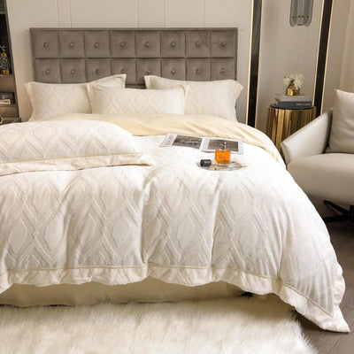 Montemarte Duvet Cover Set - Affluent Interior Bed